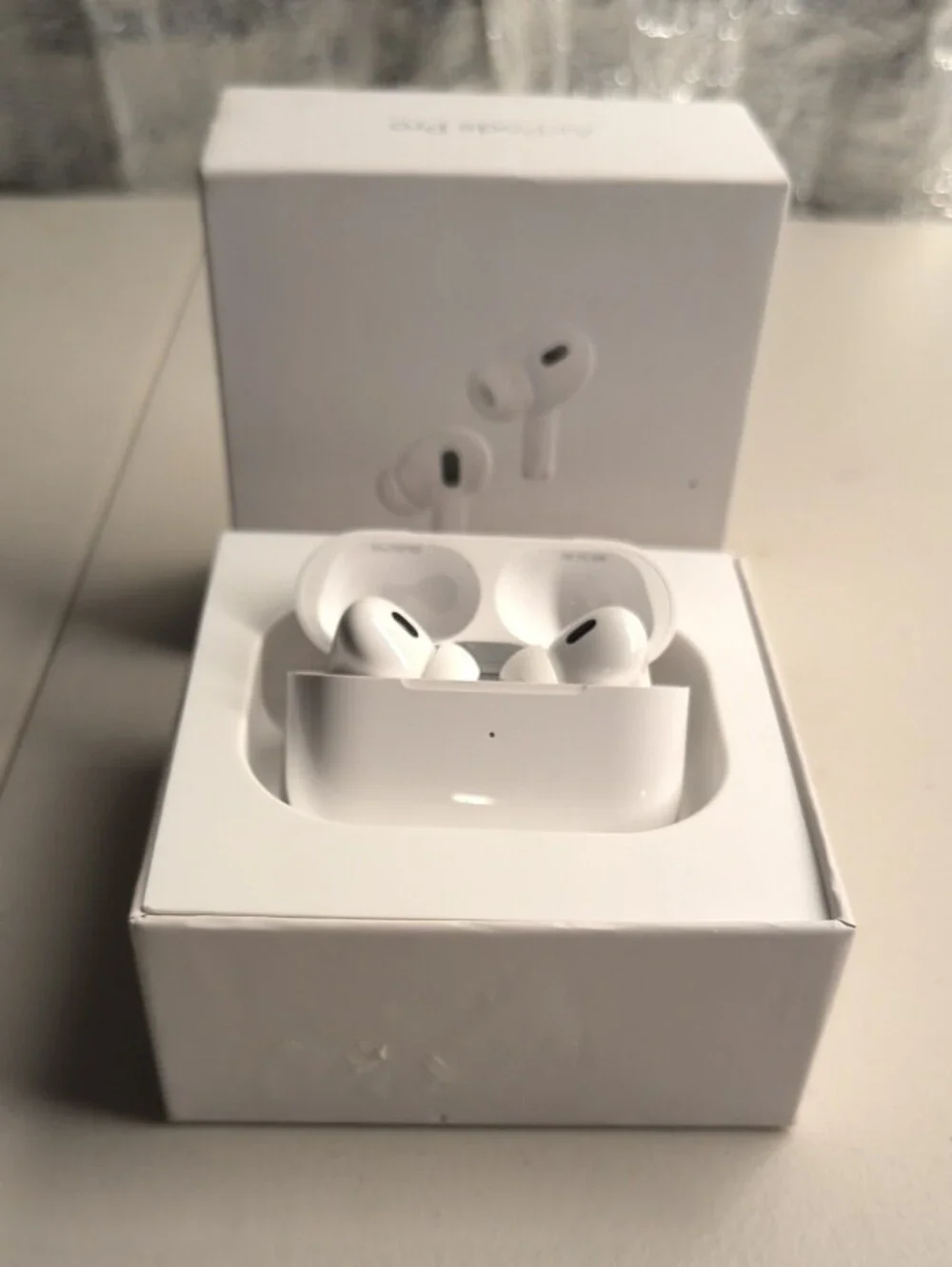 Apple AirPods Pro (2nd Gen) Charging Case - White